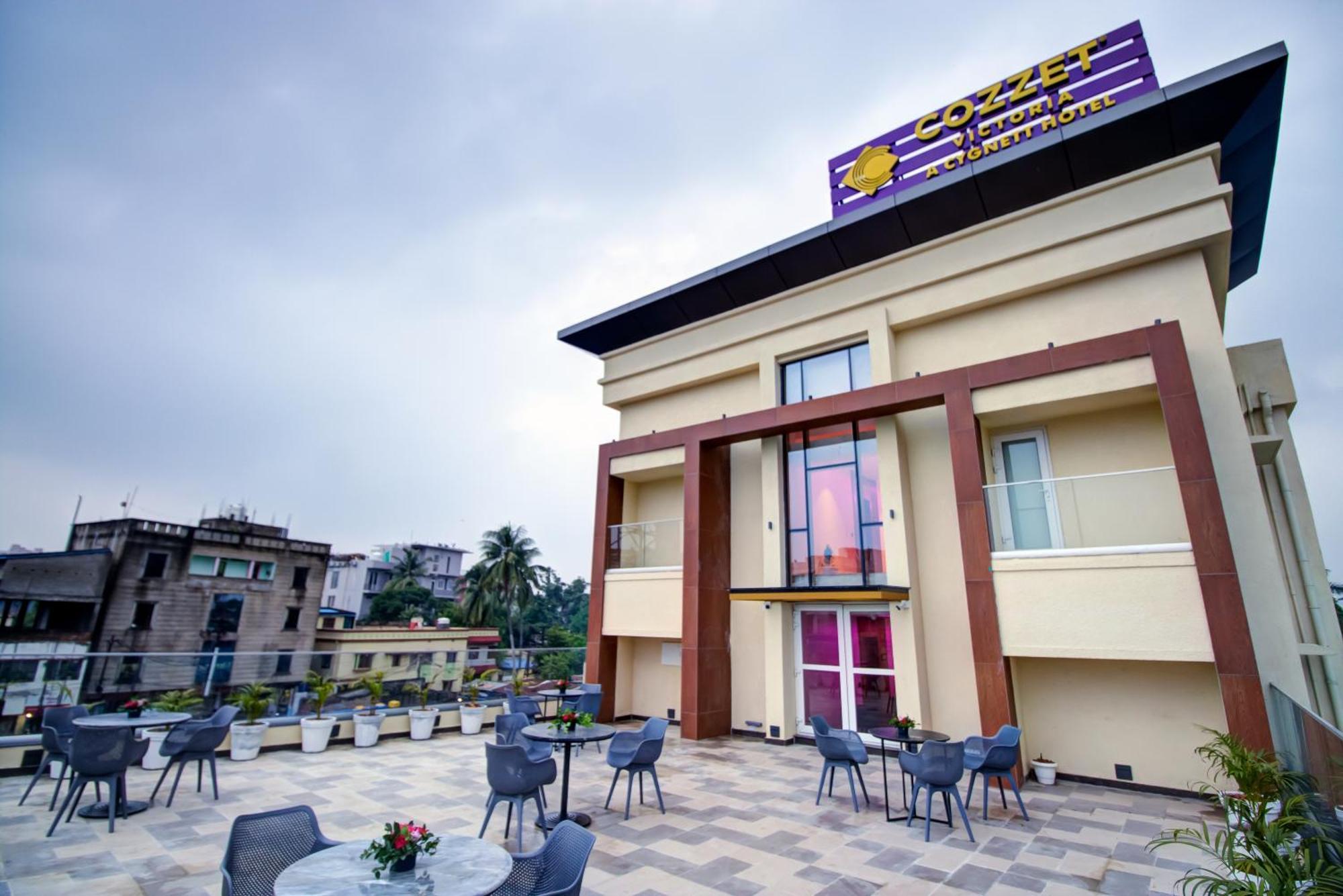 Cozzet Victoria Hotel Bhubaneswar Exterior photo